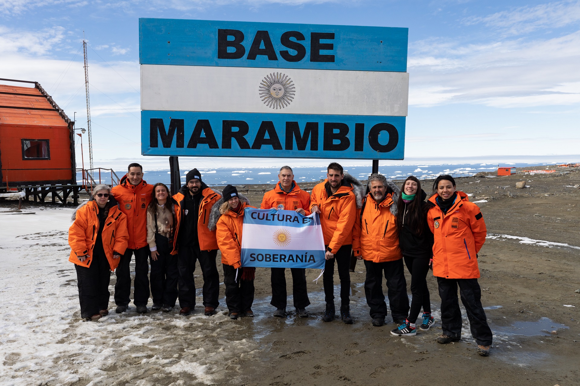 «Cultura es Soberanía» llegó esta noche a la base Marambio, en la Antártida