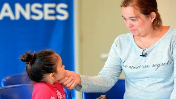 LA ANSES ESTABLECE NUEVOS VALORES DE ASIGNACIONES FAMILIARES CON AUMENTO DE 17,04%