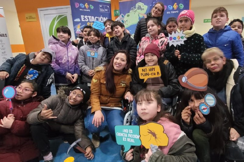 La Muestra Itinerante «Domo del Tiempo» Deleitó a los Habitantes de Río Grande con su Visión del Cambio Climático