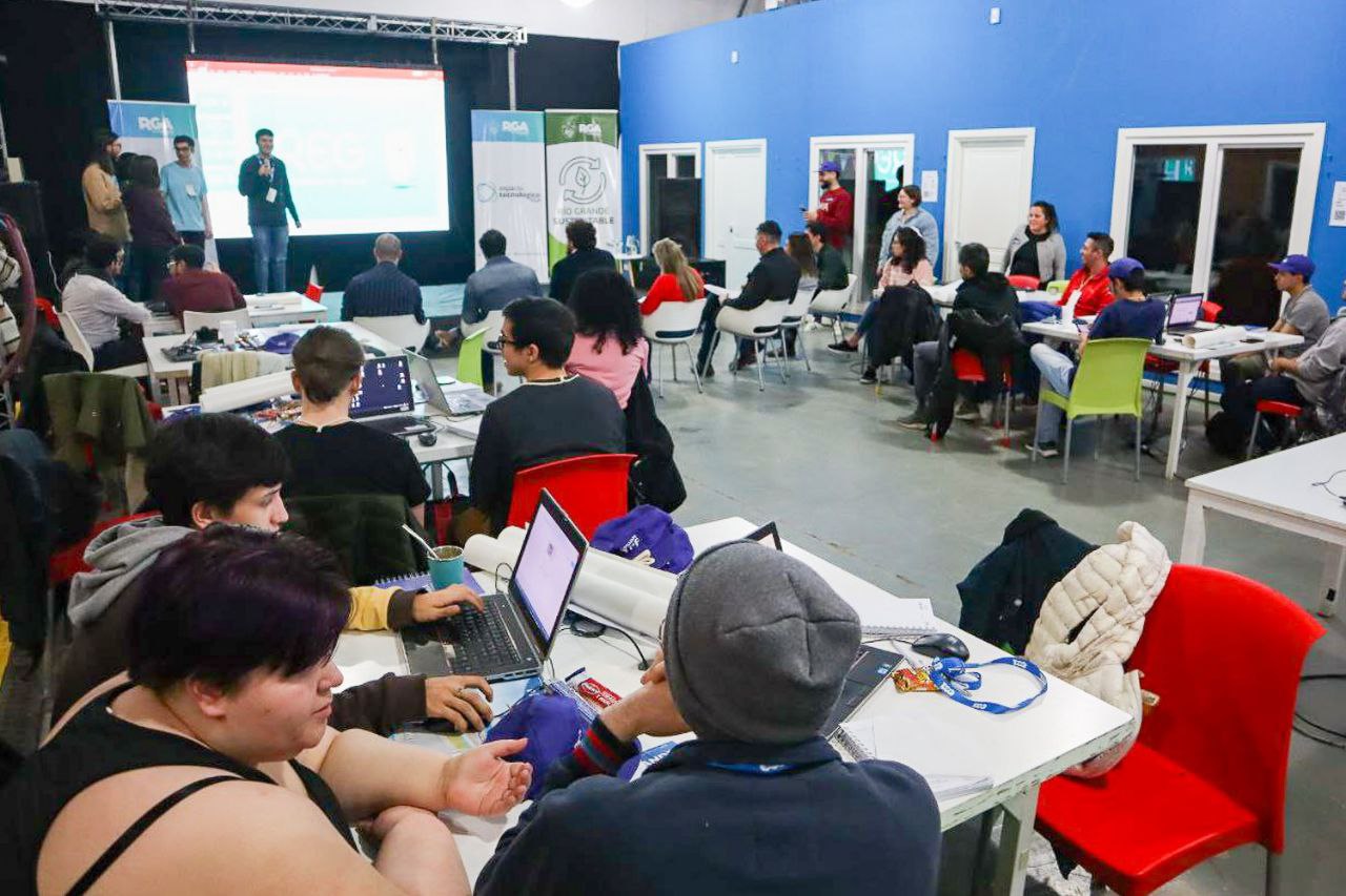 Convocatoria a la «Digital Hackathon»: Río Grande Impulsa la Innovación Ciudadana