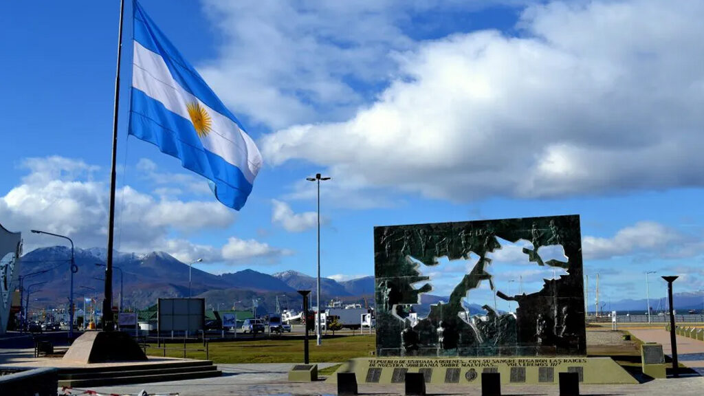 El Gobierno argentino reitera soberanía de las Malvinas a 191 años de la ocupación británica
