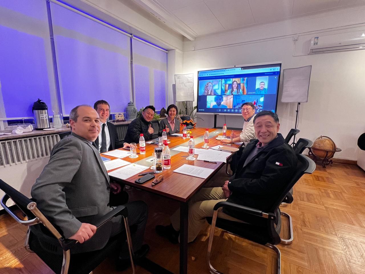 EL MUNICIPIO DE USHUAIA MANTUVO UNA REUNIÓN CON LA EMBAJADA ARGENTINA EN CHINA Y LA EMPRESA JI TRAVEL PARA POTENCIAR EL TURISMO CHINO EN USHUAIA
