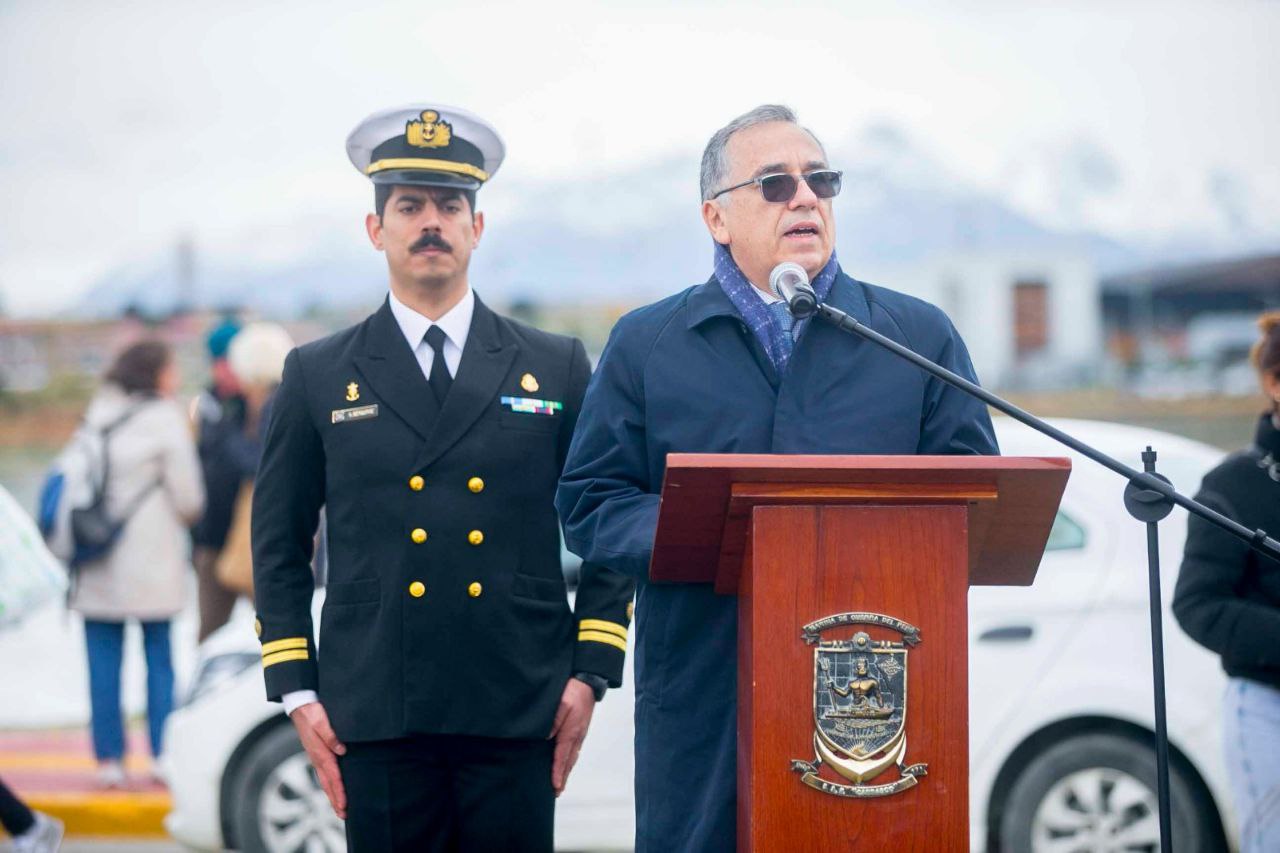 EL MUNICIPIO DE USHUAIA RECIBIÓ AL EMBAJADOR DE PERÚ EN ARGENTINA